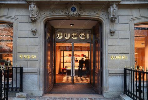 donde se fabrica gucci|gucci paris website.